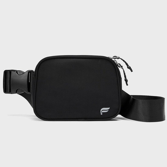 Fabletics “The Belt Bag” - Picture 1 of 10